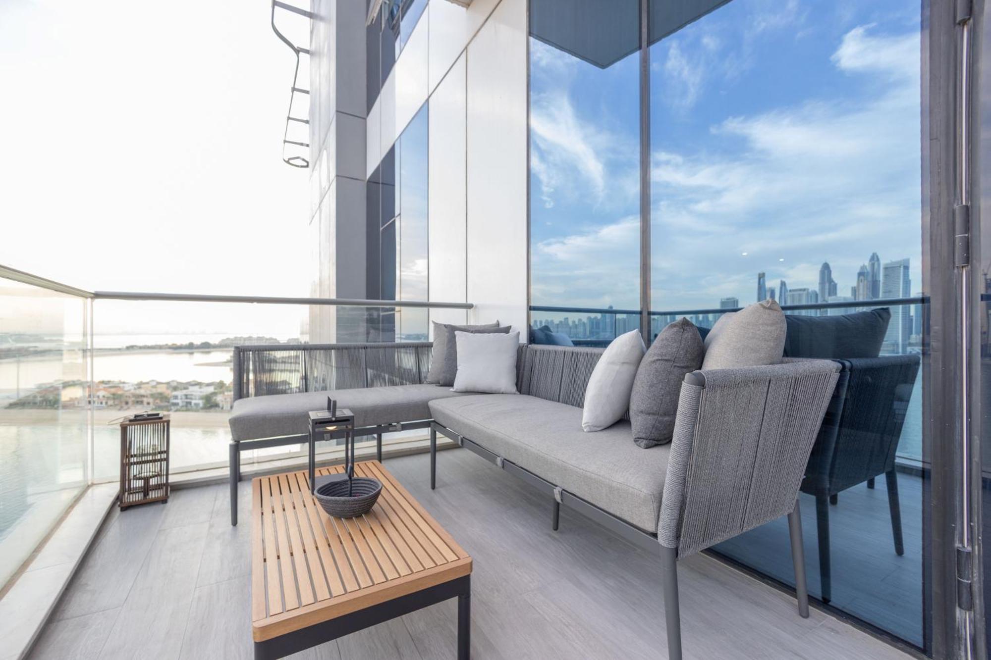 Oceana Residences, The Palm Jumeirah - Mint Stay Дубай Экстерьер фото