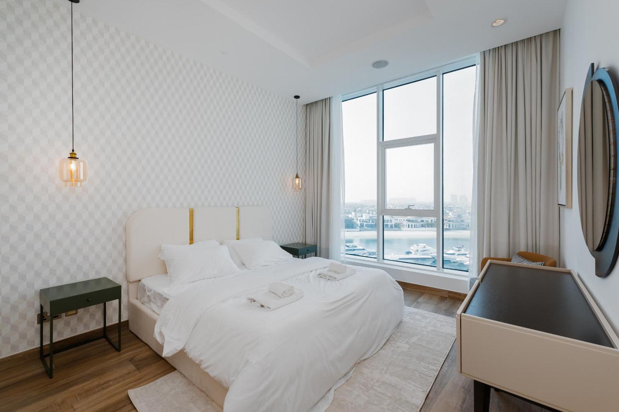 Oceana Residences, The Palm Jumeirah - Mint Stay Дубай Экстерьер фото