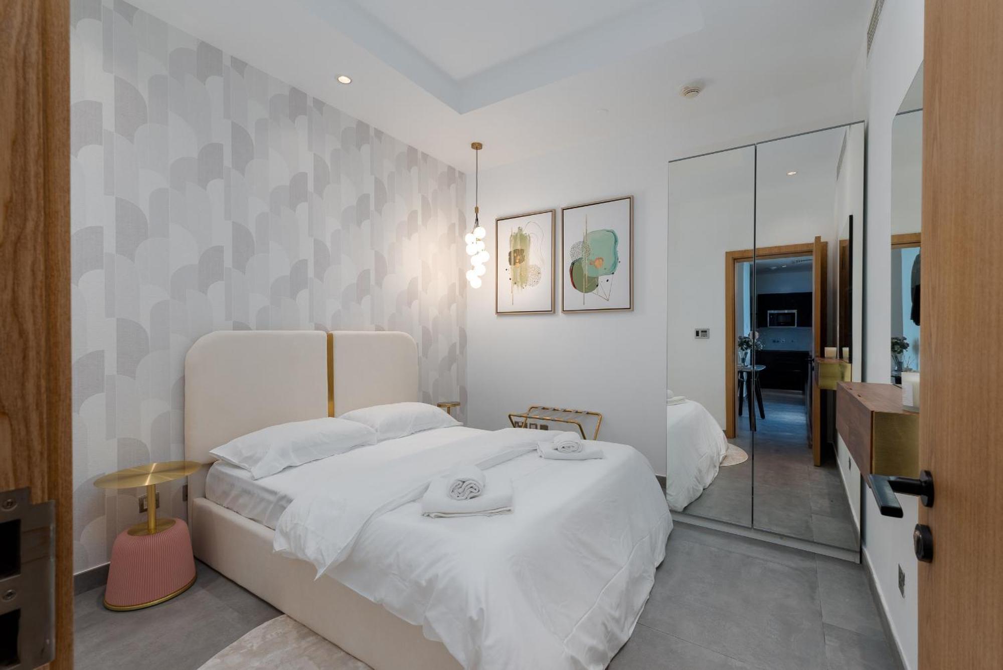 Oceana Residences, The Palm Jumeirah - Mint Stay Дубай Экстерьер фото
