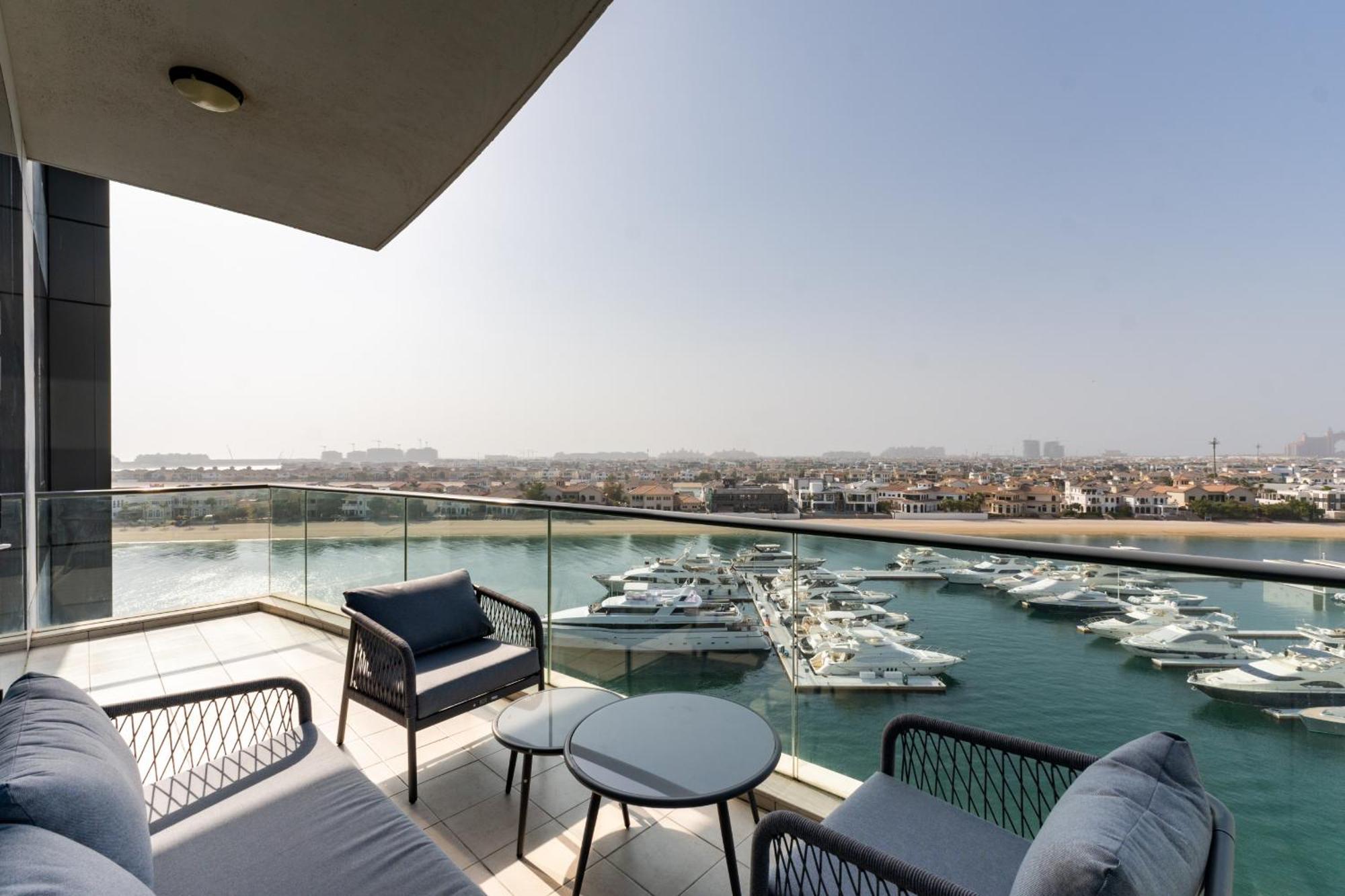 Oceana Residences, The Palm Jumeirah - Mint Stay Дубай Экстерьер фото
